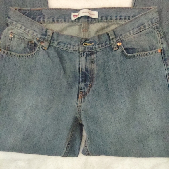 Levi's jeans Size 33x28 - Picture 7 of 16